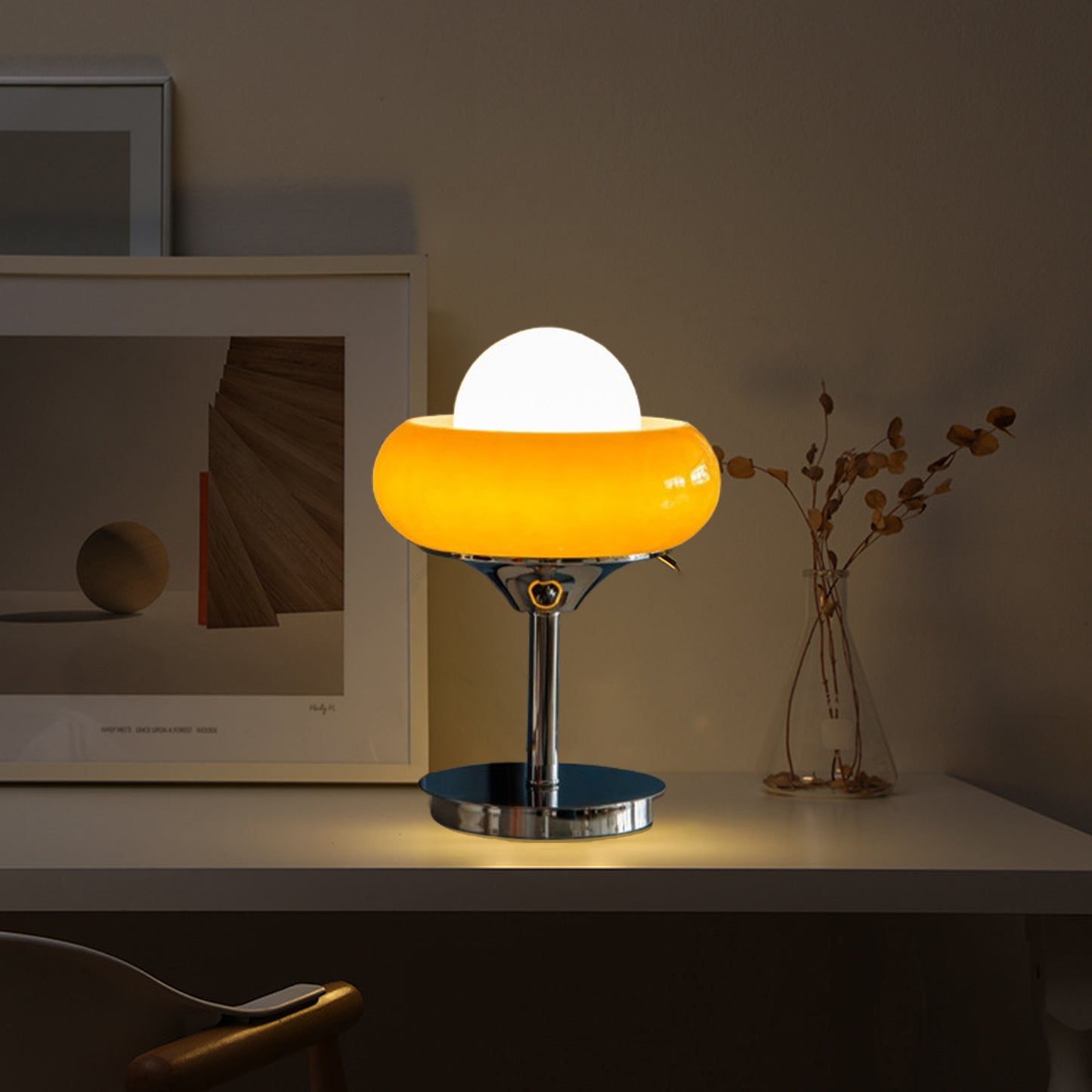 Bauhaus Egg Tart Table Lamp