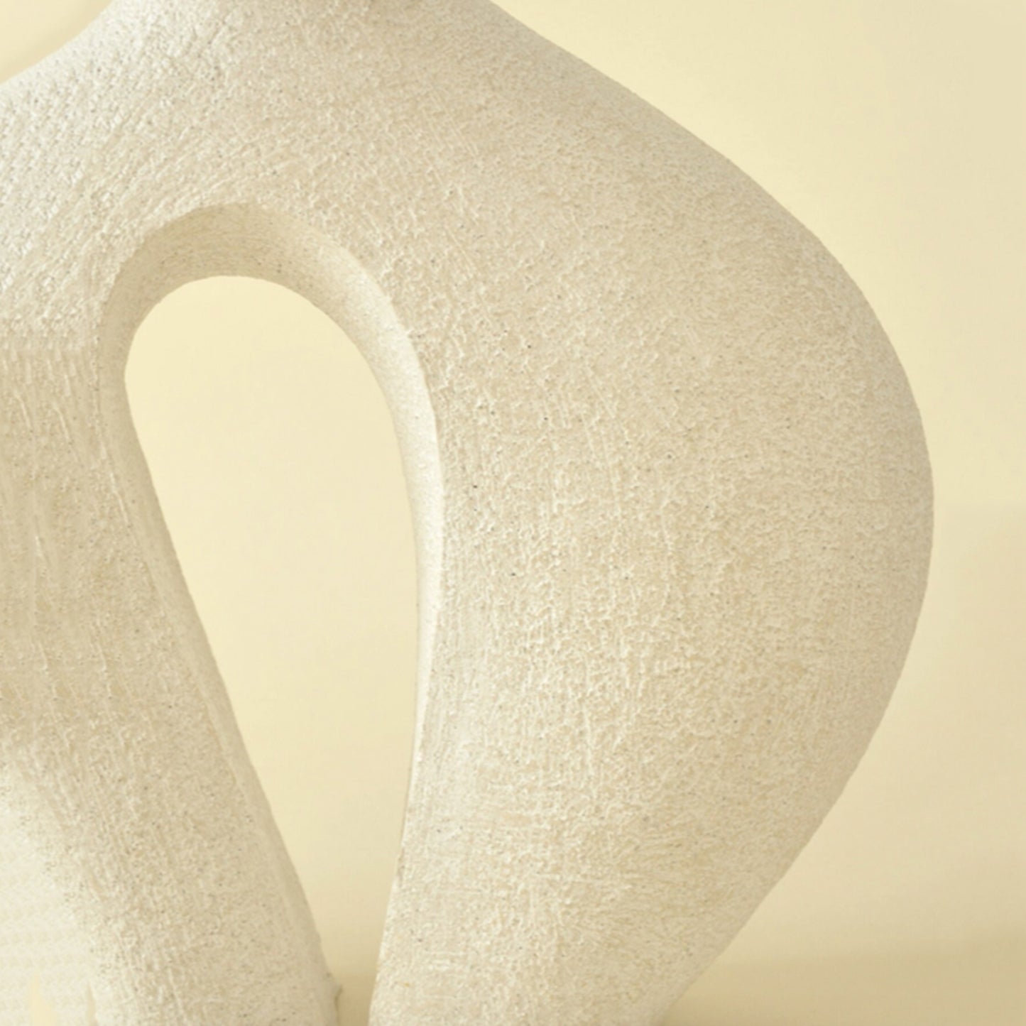 Oblog Loop Table Lamp